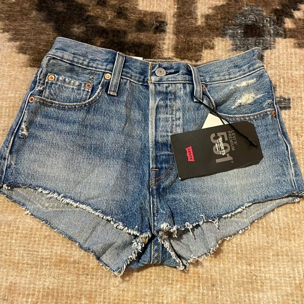 Levis micro jean shorts new
